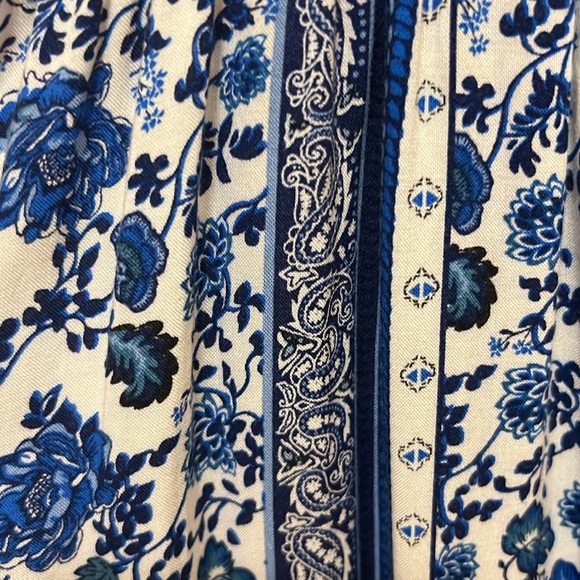 Divided by H&M Maxi Dress in Floral Blue and White, Size 2, EUC - Picture 8 of 17